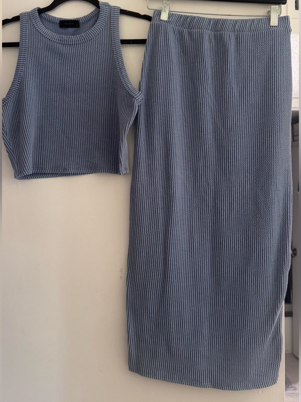 Saints Blue Ribbed Knit Two Piece Set Cropped Tank & Midi Skirt. XL - Picture 2 of 12